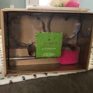 Kate Spade Pancake Gift Set
